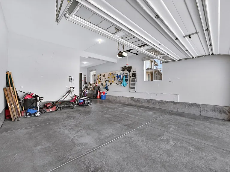 6726 S Quantock Way — Photo 68