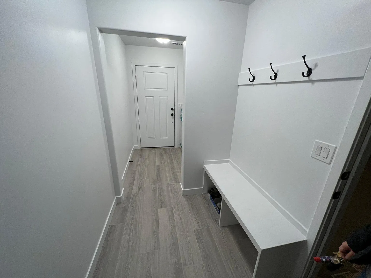 3 bed, 2.5 bath, 1453 sqft, $2,200 — Photo 3