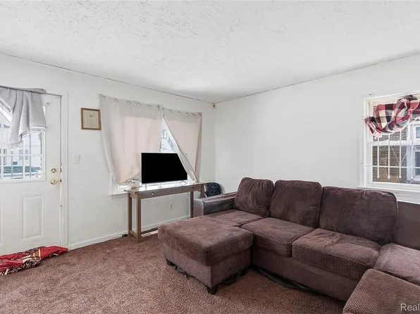 6347 Plainview Ave, Detroit, MI 48228