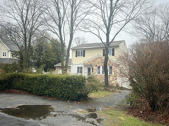 5th image of 23 Juniper Ave