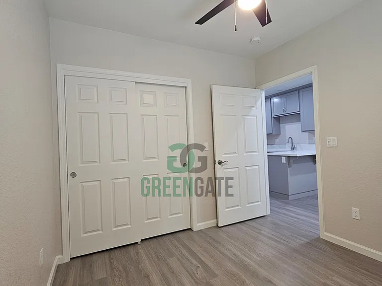 3105 E Orangeburg Ave — Photo 19