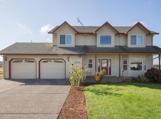 1095 Academy St, MOUNT ANGEL, OR 97362