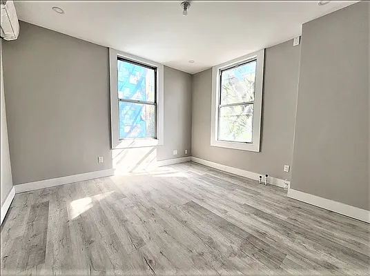 Rented by Brooklyn Property Group LLC | media 14