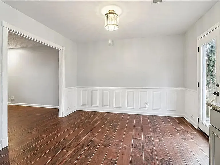4173 Alicia Ct — Photo 2