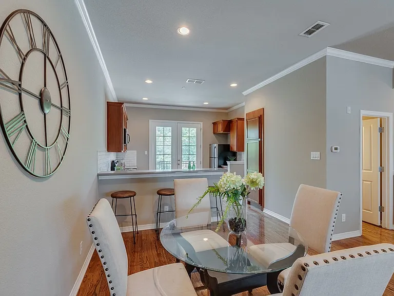 2816 Lubbock Ave — Photo 11