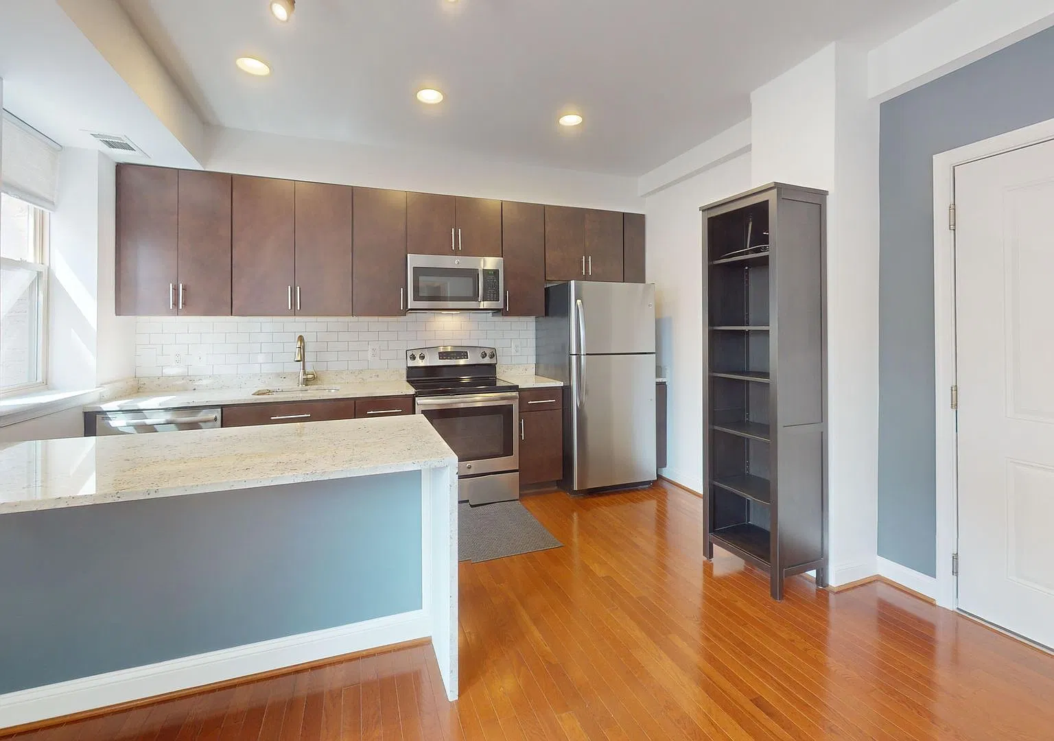Eckington Spacious One Bedroom W/Roof Top & Washer/Dryer In Unit — Photo 3