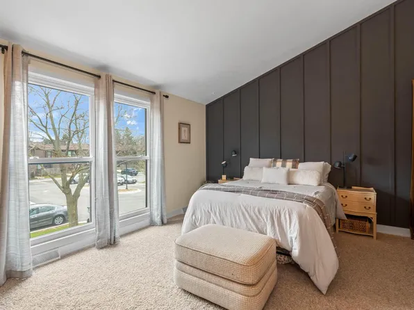 6933 West Glenbrook ROAD #8, Milwaukee, WI 53223