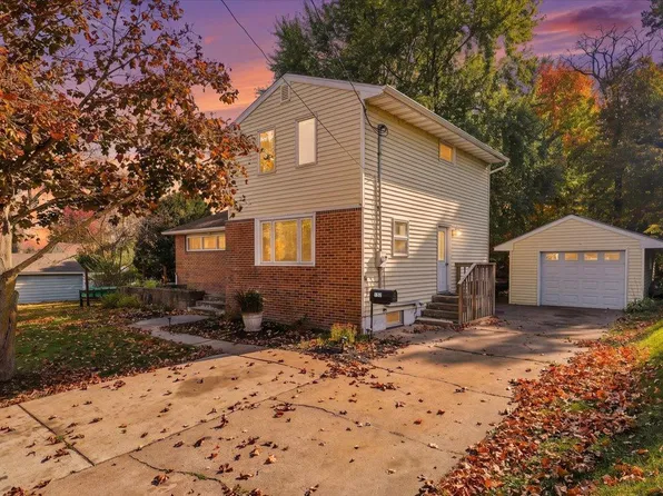 152 Oak St, Amery, WI 54001