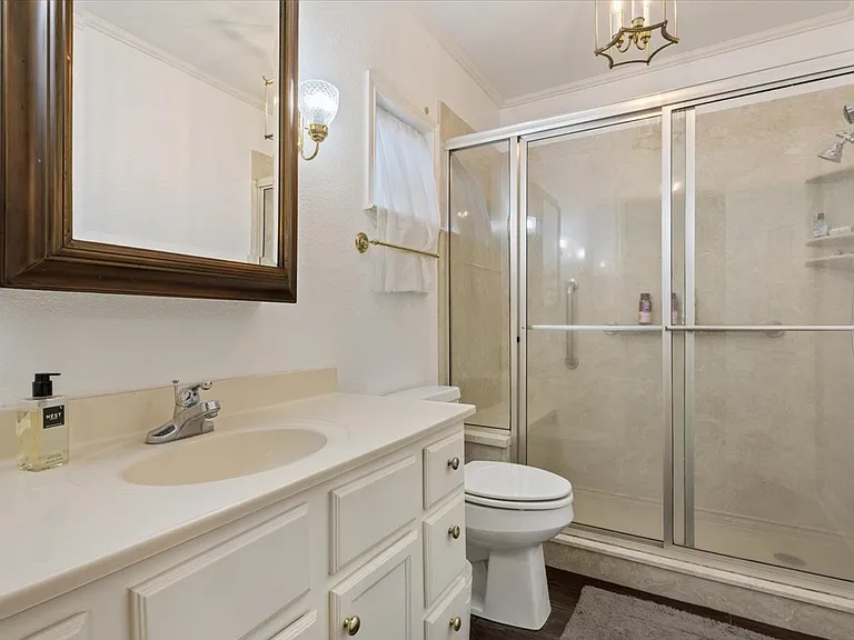 410 Rice Ave — Photo 45