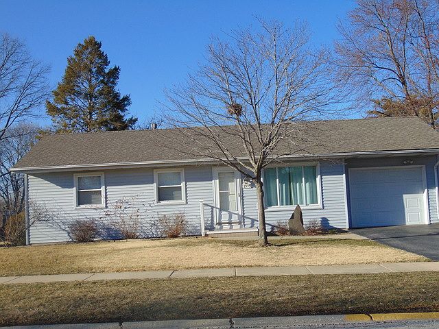 1st image of 1975 Heather Dr