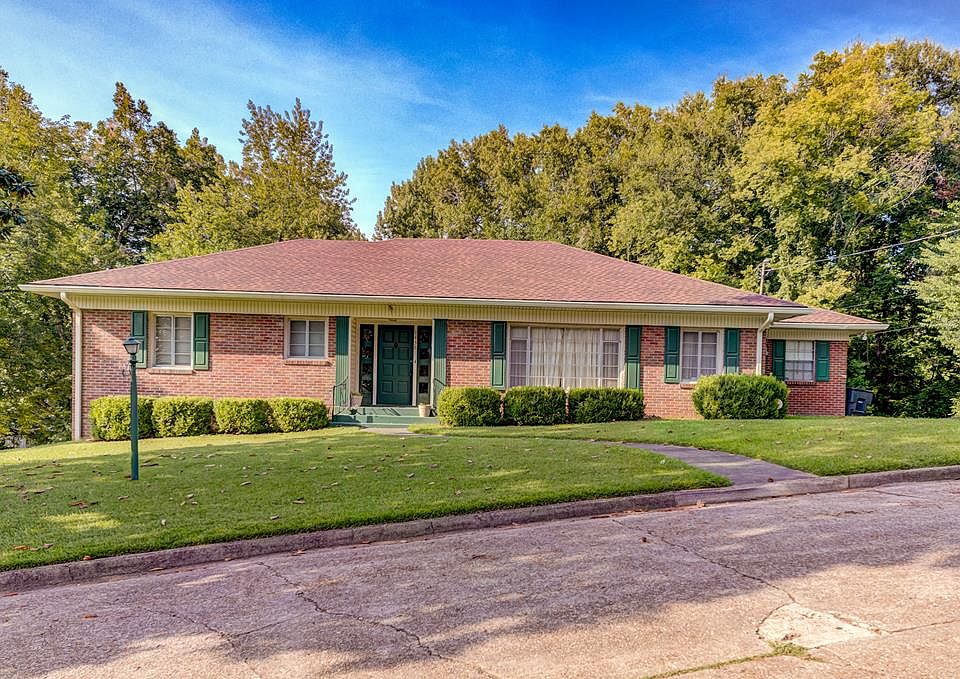 1st image of 1438 Wisteria Dr