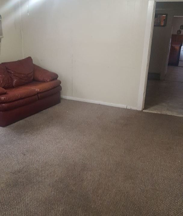 2nd image of 413 N 18th St