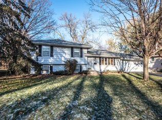 8312 Quinn Rd, Bloomington, MN 55437