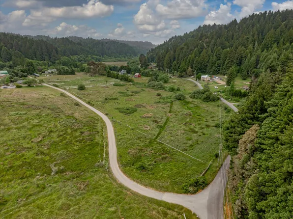 10873 W End Rd, Arcata, CA 95521