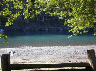 21202 High Prairie Rd, Brookings, OR 97415