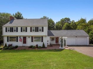 75 Ledgewood Dr, Glastonbury, CT 06033