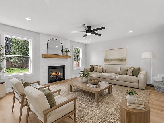 5th image of 3609 Fox Tail Dr