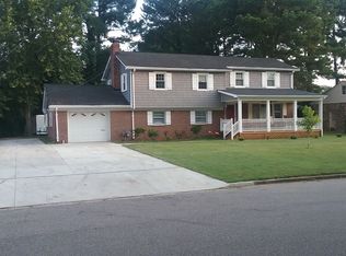 1041 Miles Standish Rd, Virginia Beach, VA 23455
