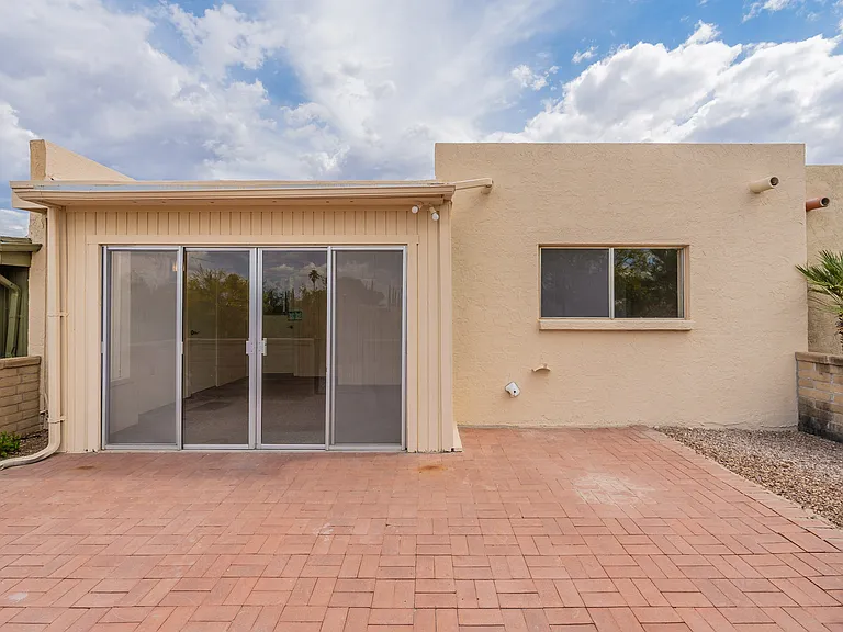 1430 W Camino Lucientes — Photo 29