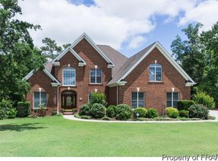 199 Green Forest Cir, Dunn, NC 28334