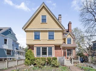 35 Waverly St UNIT 35, Brookline, MA 02445