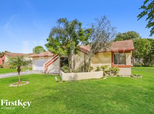 1013 SW 49th Ave, Pompano Beach, FL 33068