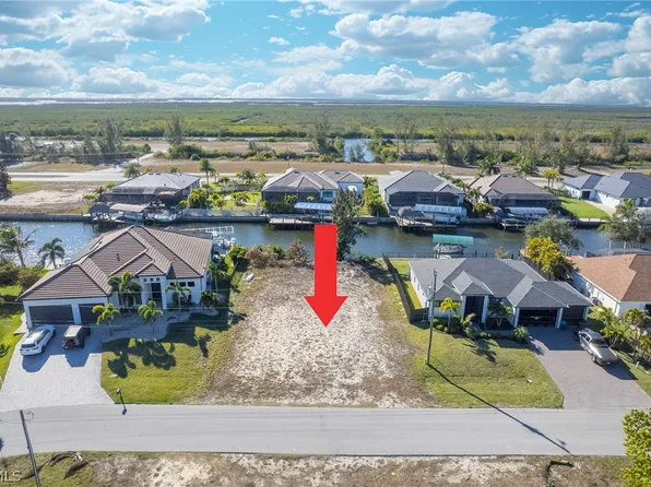 220 NW 39th Ave, Cape Coral, FL 33993