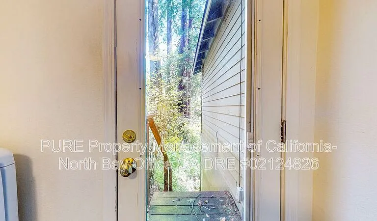 17475 Summit Ave #A — Photo 36