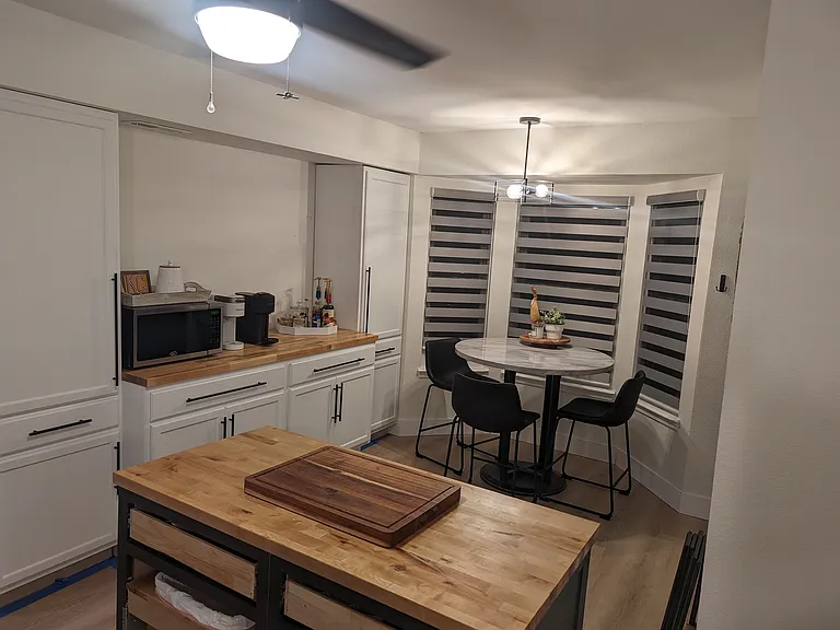 1440 N Martway Dr — Photo 2