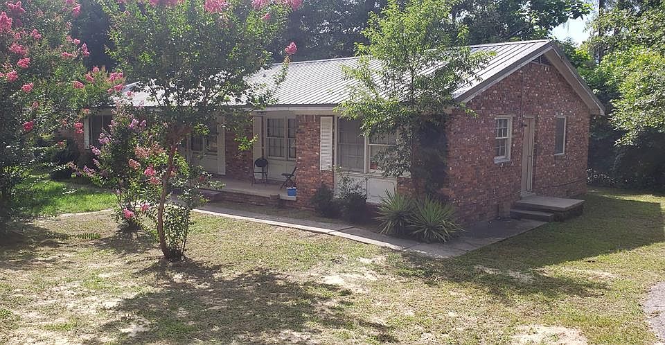1st image of 208210 Jensen Ct