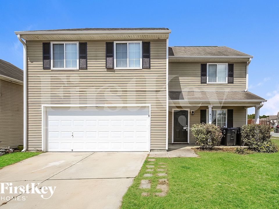 1st image of 811 Brantford Dr