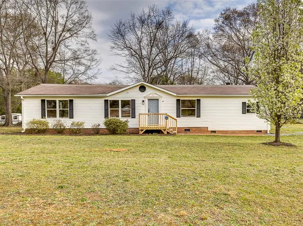 106 Oldfield Cir, Williamston, SC 29697