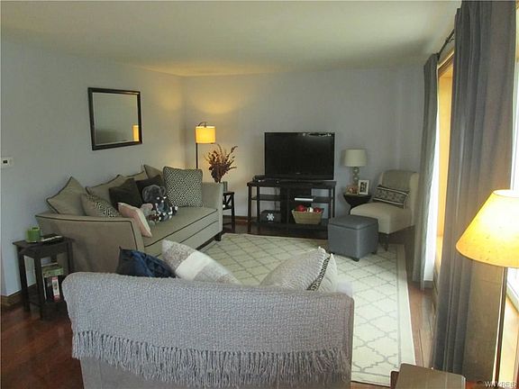 5th image of 473 N Creek Dr