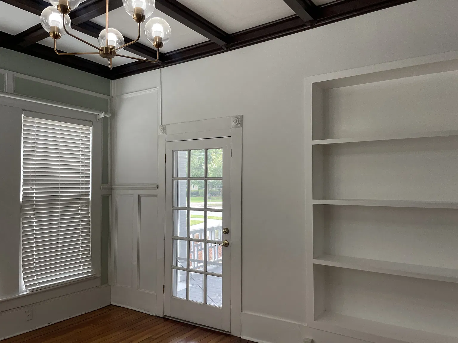 108 S Zetterower Ave — Photo 3
