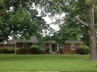 169 McCord St, West Point, MS 39773