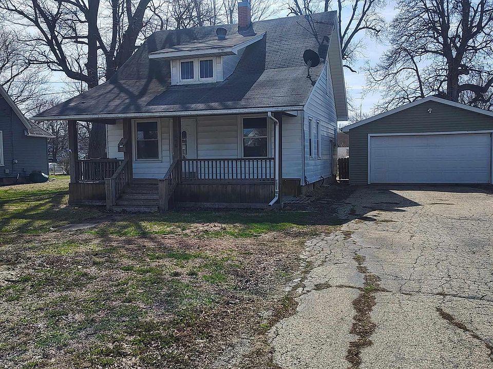 1st image of 646 E Locust St