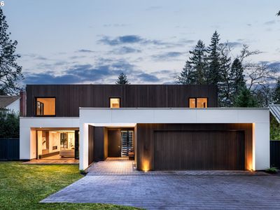 1120 S Military Rd, Portland, OR, 97219