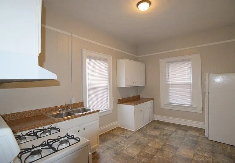 1531 Schley St — Photo 8