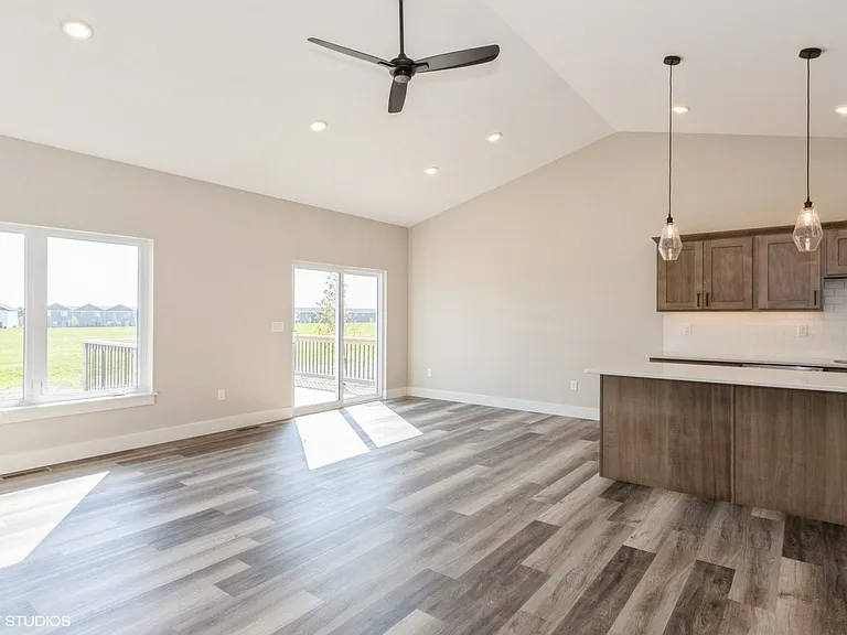 Sweetwater Townhomes — Photo 39