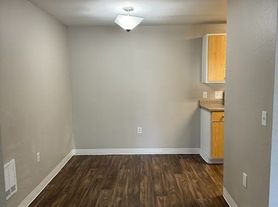 16936 SE Powell Blvd