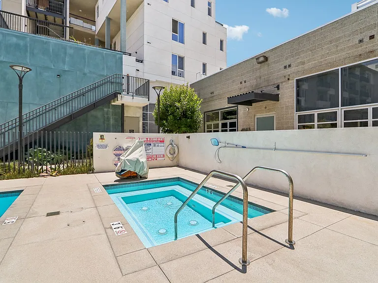 INclave Luxury Apartments — Photo 31