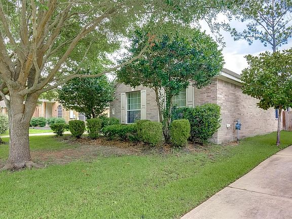 5th image of 14410 Rosehill Estates Ln