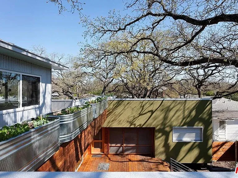 3206 French Pl — Photo 5
