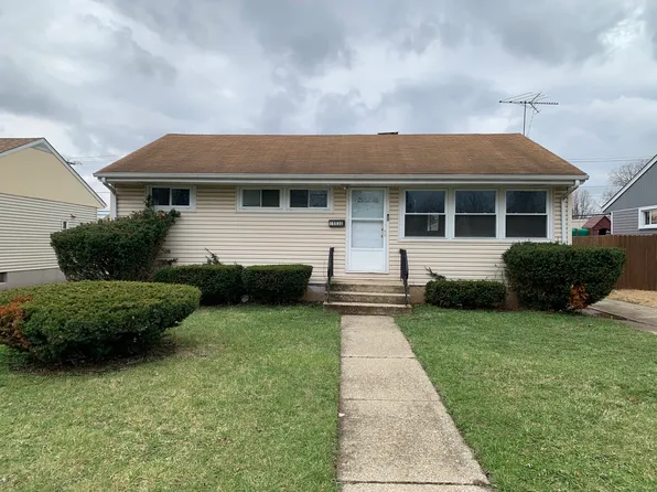 15532 Elm St, South Holland, IL 60473