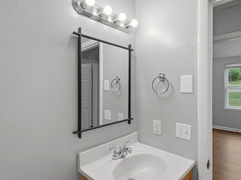 7222 Timberlane Dr — Photo 13