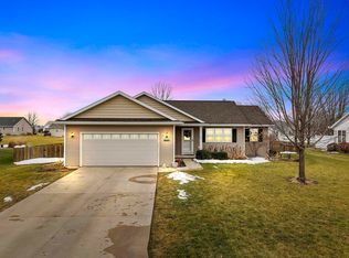 N9445 Evan St, APPLETON, WI 54915