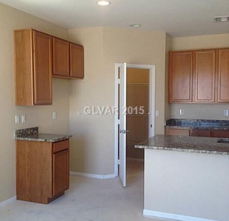 3rd image of 8633 Blue Ocean St