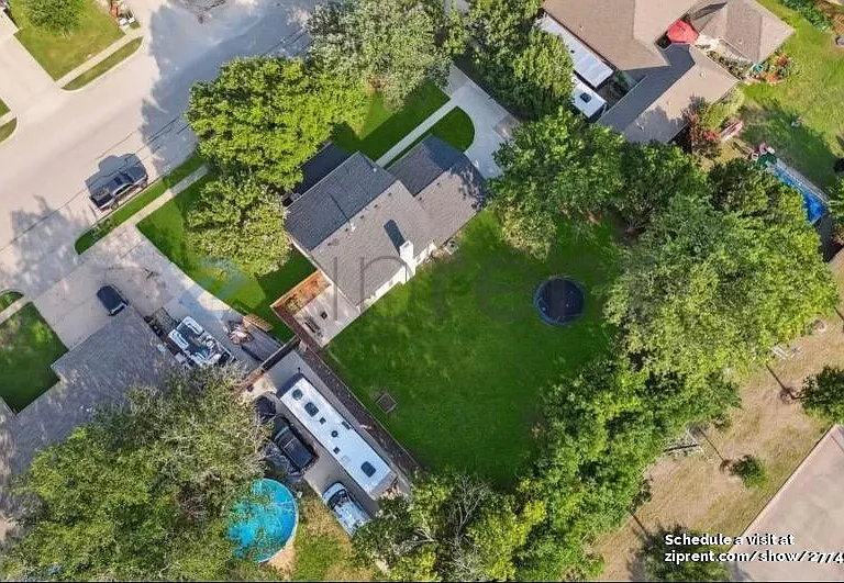 127 Hardwicke Ln — Photo 6