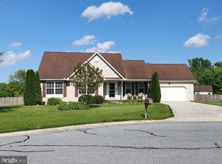 521 Hearthstone Ln, Felton, DE 19943