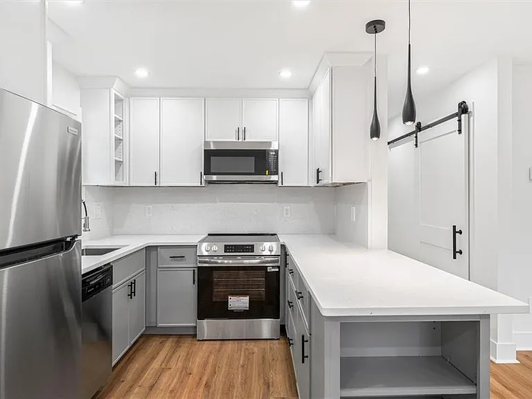 2353 Clarissa Dr NW — Photo 27